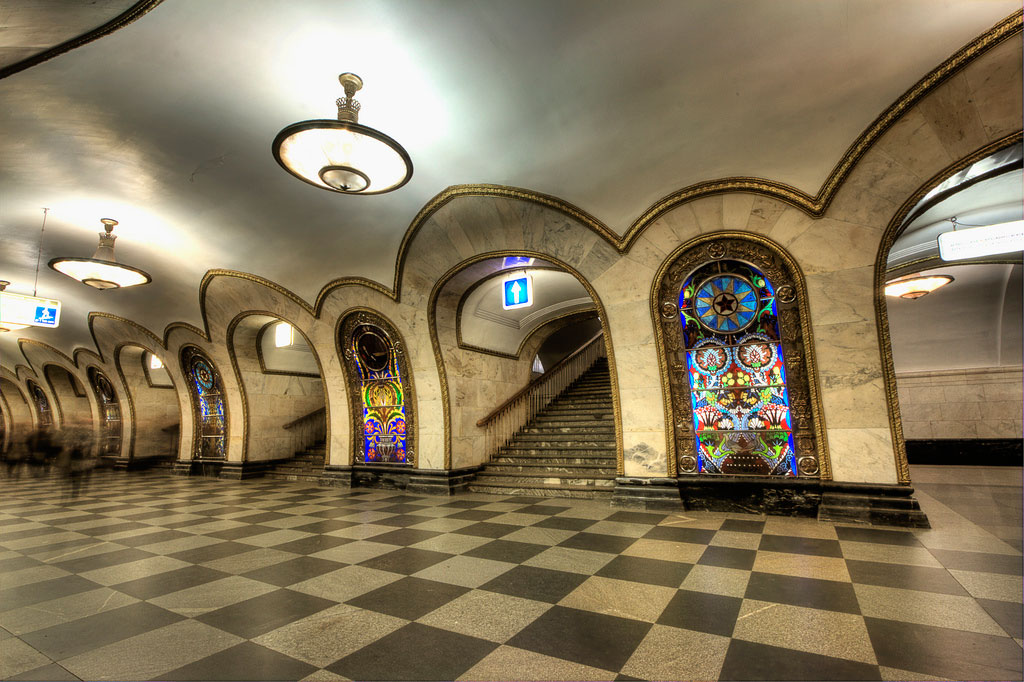 http://www.alexasigno.co.uk/images/moscow-metro-lb.jpg